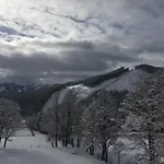 Haus Bernhard 아파트 *